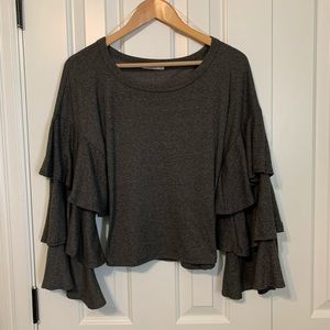 Super cute long sleeved shirt (worn once)